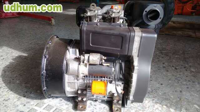 thumbnail image 2 of LOMBARDINI Engine Cooling Fan 9718252 - For 9LD 561/2, 9LD 625/2, 9LD 626/2 - Italy 2 of 6